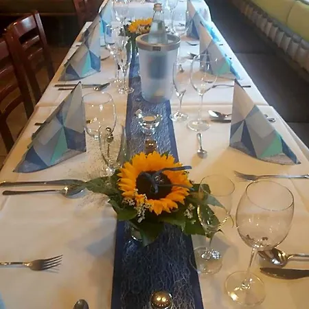 فندق Hotel-restaurant Johanneshof 2*