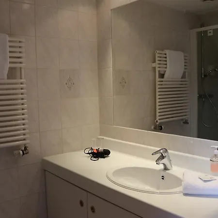 Hotel-restaurant Johanneshof מלון 2*