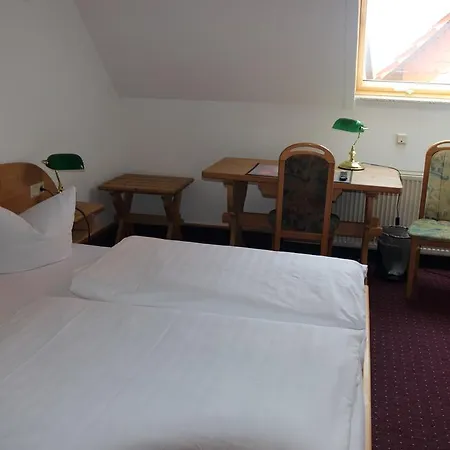 Hotel-restaurant Johanneshof מלון Nentershausen (Hessen)