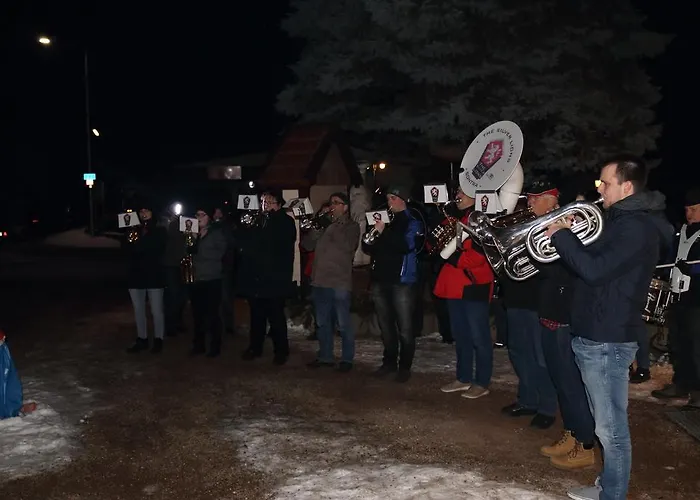 佐安尼斯霍夫酒店餐厅 2*