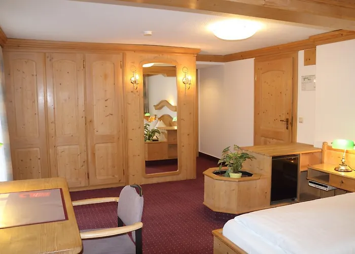 佐安尼斯霍夫酒店餐厅 2*